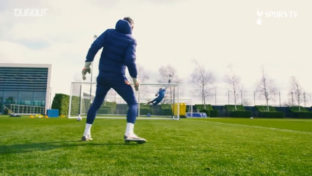 Training focus: Joe Hart in Tottenham training